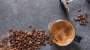 Read more about the article How To Dispose Of Coffee Grounds From A French Press