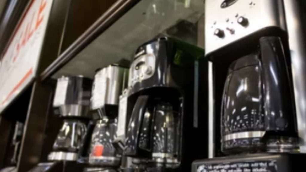 How Does A Coffee Maker Heat Water?