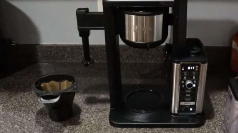 Ninja specialty coffee maker