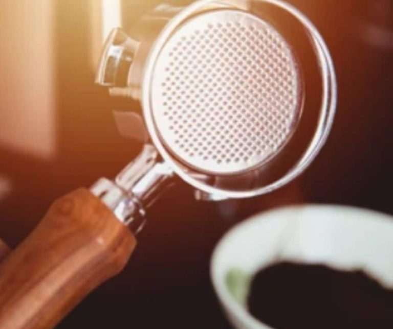 Portafilter basket stuck in group head