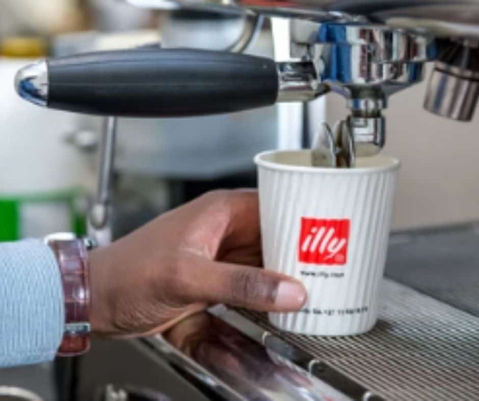 How to use an illy coffee maker