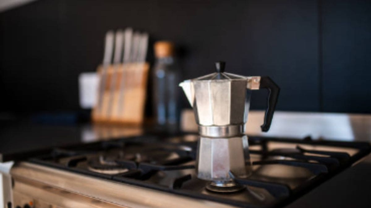 You are currently viewing can you steam milk in a moka pot