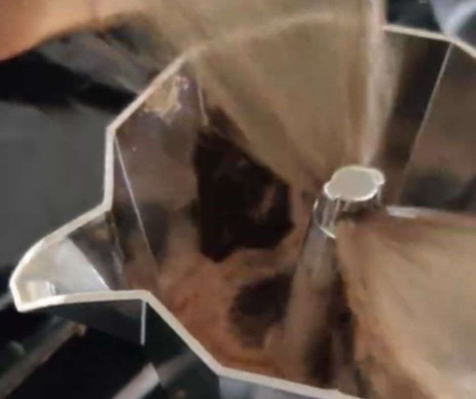 What causes a Moka pot explosion