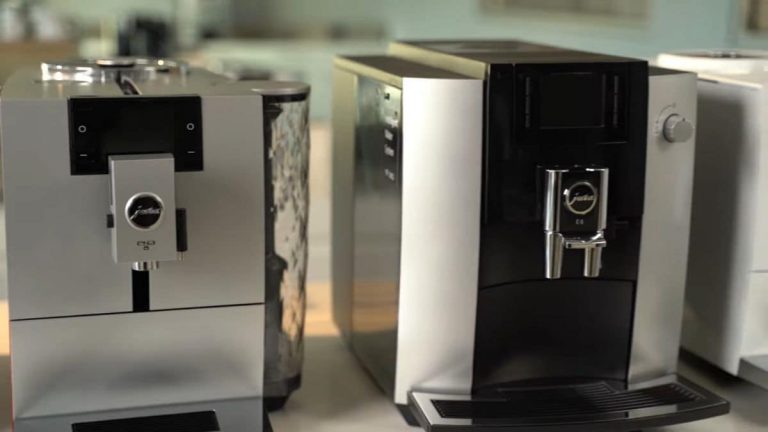 how to turn on Jura coffee machine