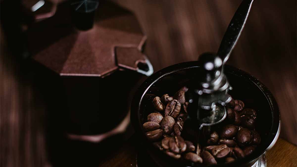 how to make coffee grinder quieter
